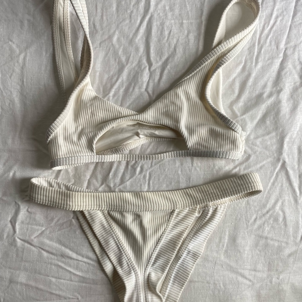 Frankie’s bikini
